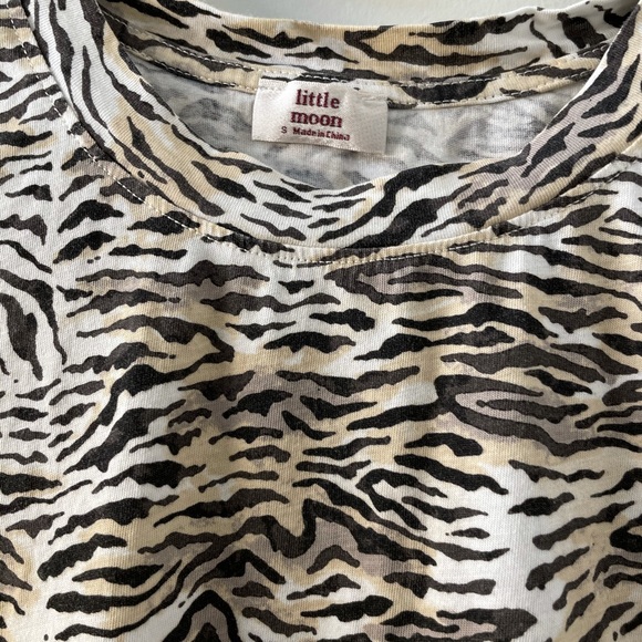 Aritzia zebra tee by Little Moon - Picture 3 of 3